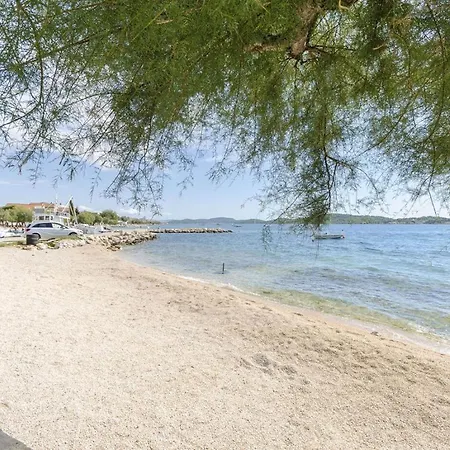 Adriatic With Pool Apartment