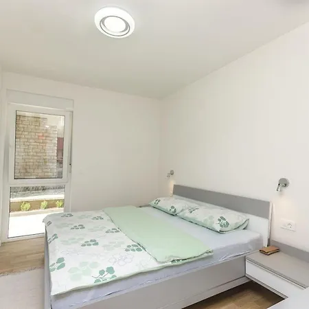 Adriatic With Pool * Vodice