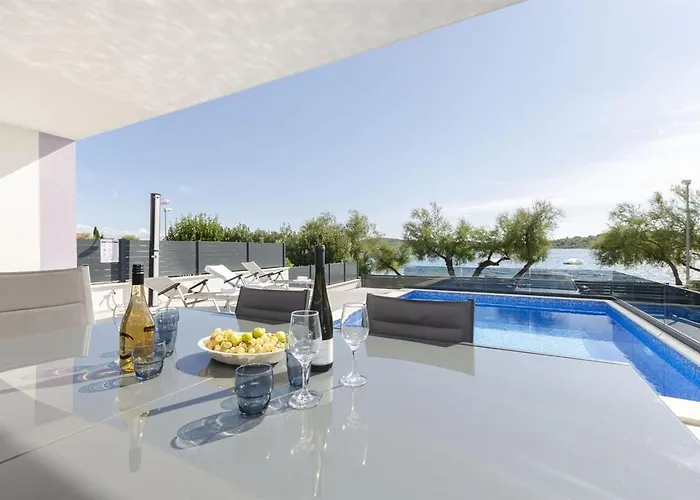 Appartement Adriatic With Pool