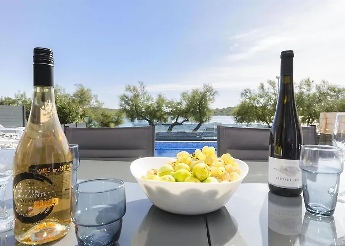 Adriatic With Pool Apartment Vodice